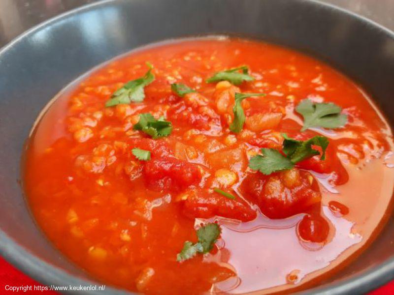 Tomaten-linzensoep